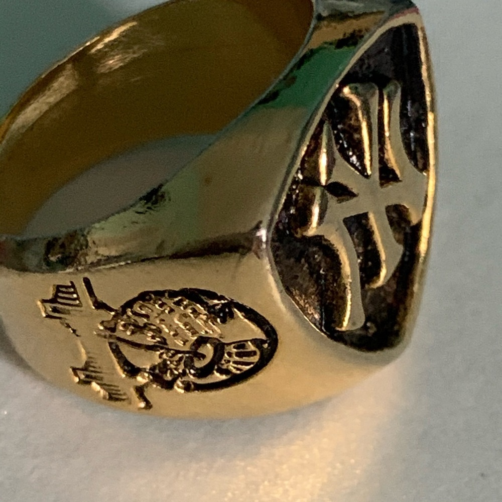 New York Yankees Championship Replica Ring